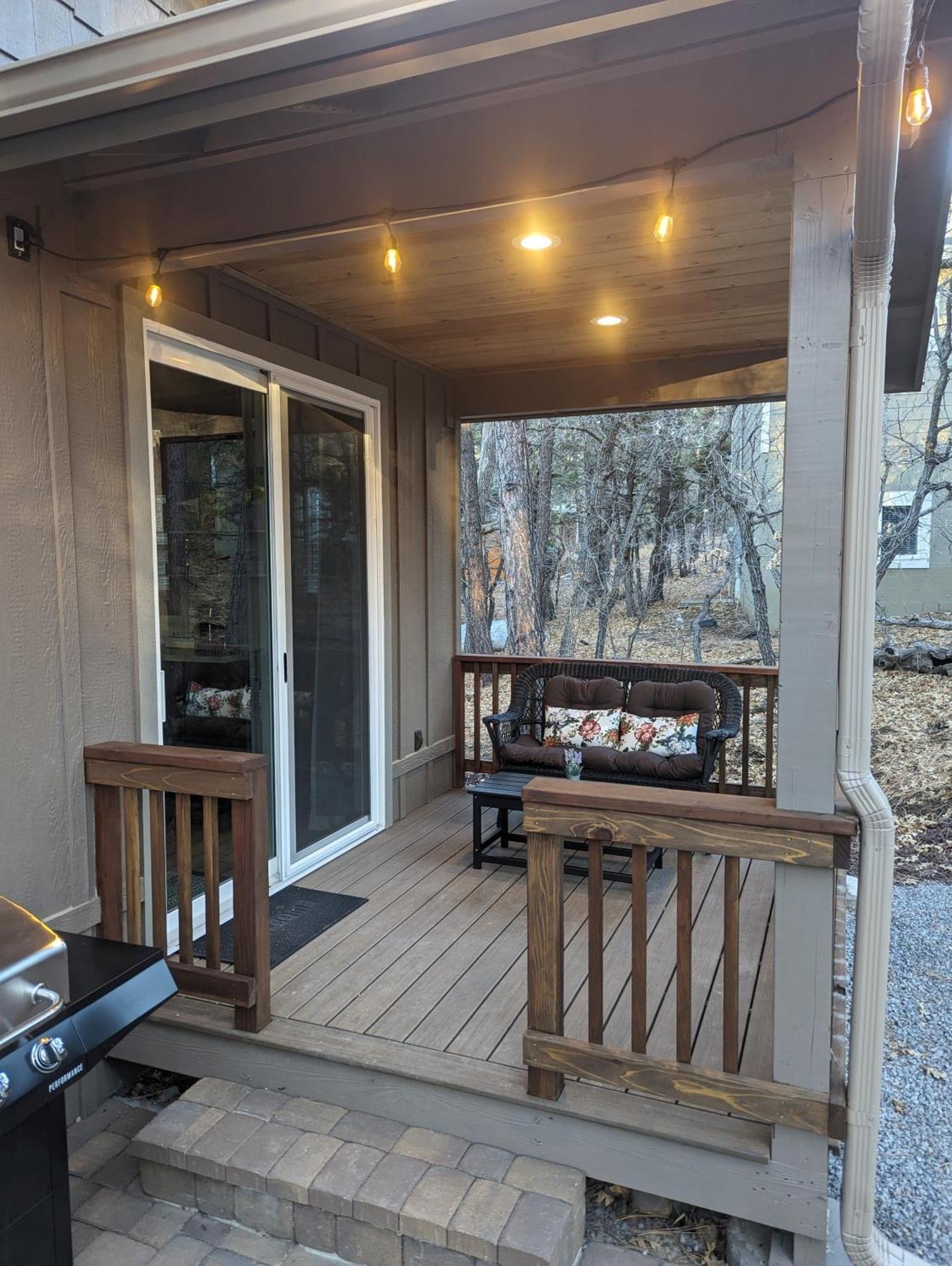 Cozy 2bd/2ba, 2 Covered Decks, Patio Dinning, Newly Built! * Pinetop-Lakeside